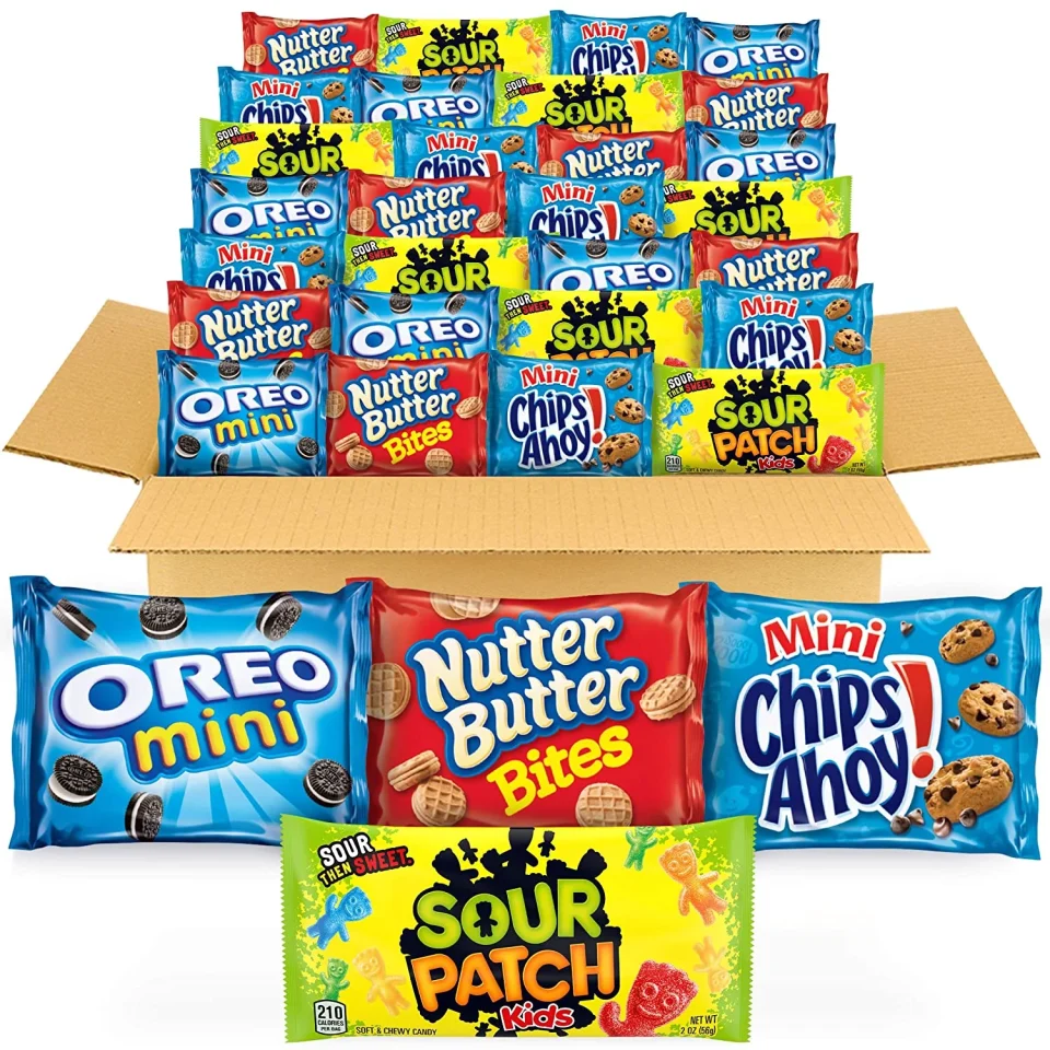 Premium Kitchen OREO Mini Cookies, CHIPS AHOY! Mini Cookies, SOUR PATCH KIDS Candy & Nutter Butter Bites Cookies & Candy Variety Pack, 32 Snack Packs